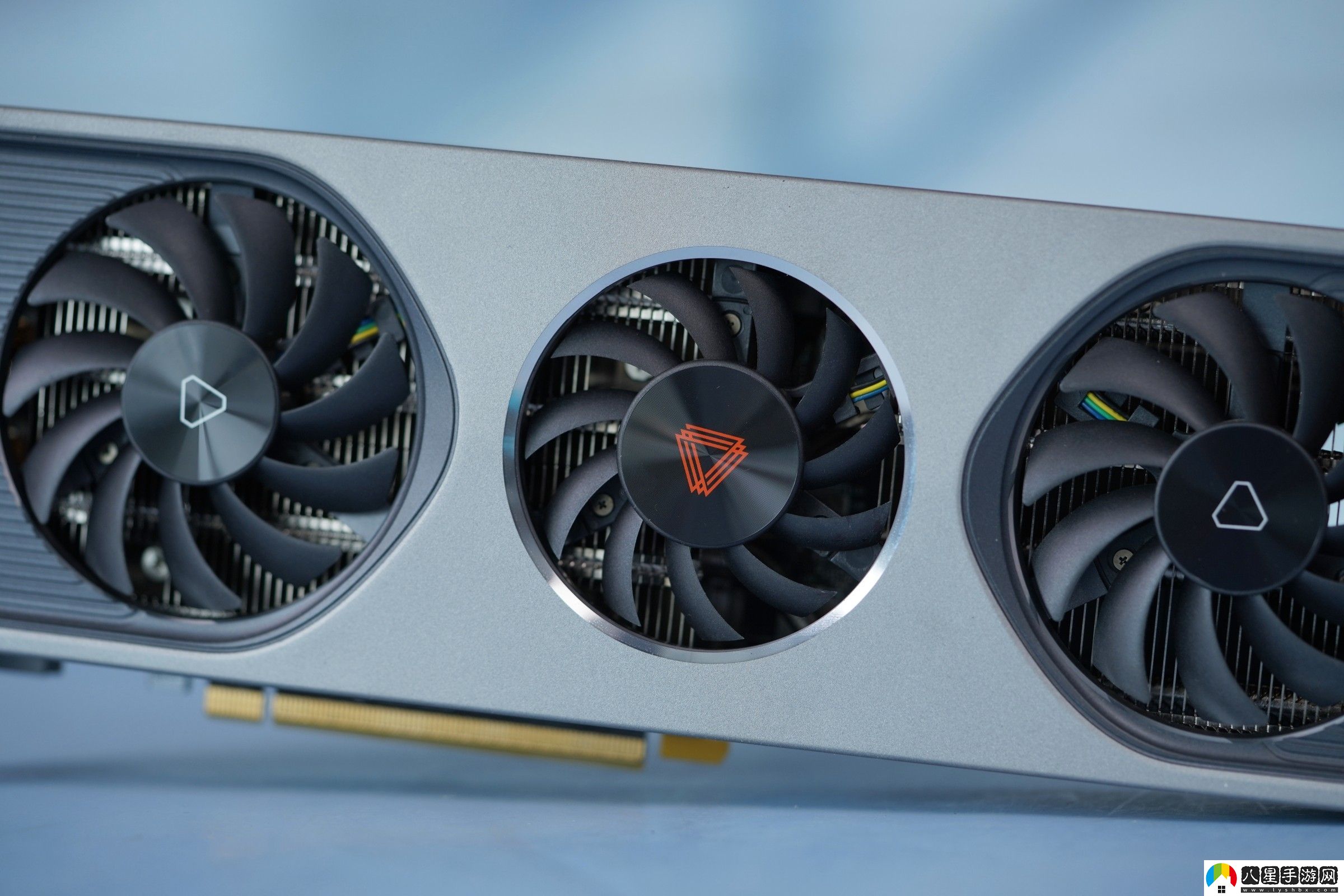 國內(nèi)唯一DX12！摩爾線程GPU驅(qū)動升級 最多提升40%