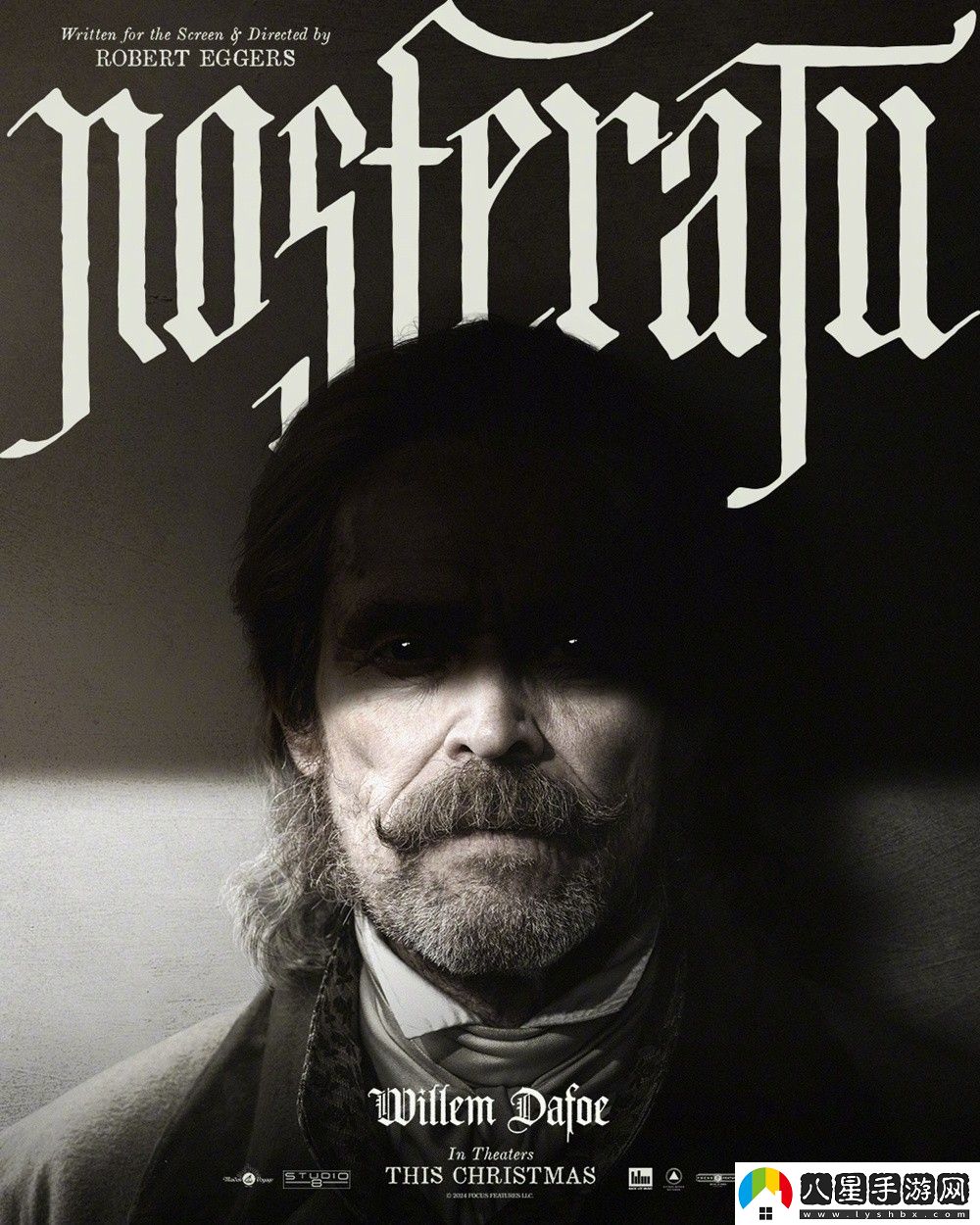 諾斯費(fèi)拉圖曝角色海報(bào) 德普女兒癡戀吸血鬼