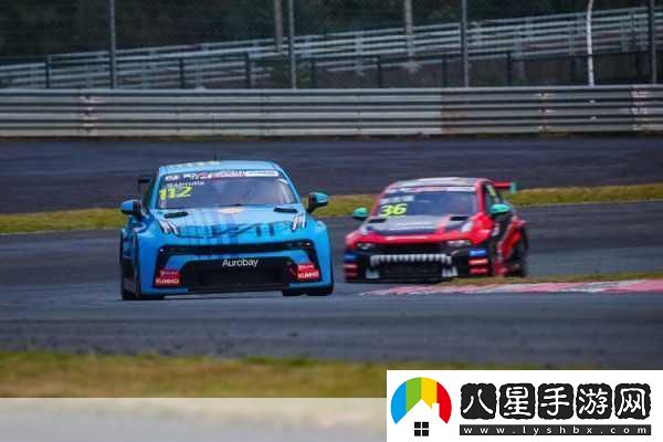 NBA夢(mèng)之隊(duì)3聯(lián)合18服震撼登場