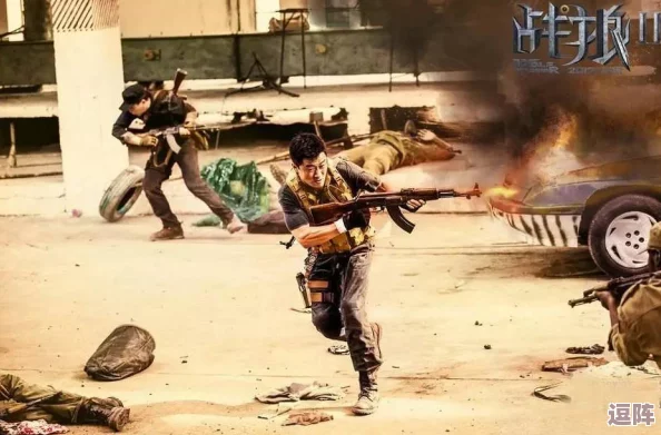 9分10秒頭撞玻璃勇敢者的挑戰(zhàn)與刺激體驗(yàn)令人熱血沸騰！