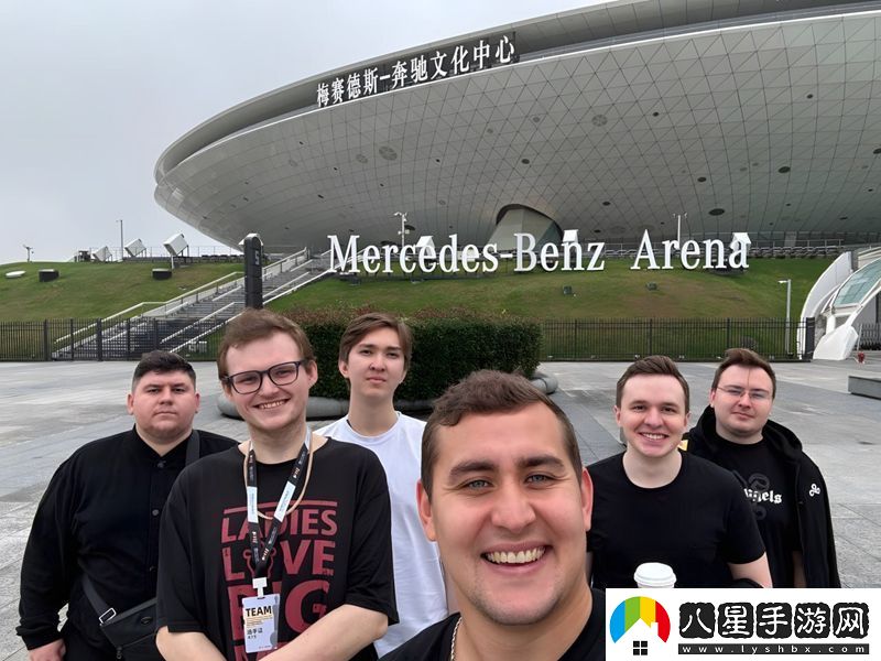 Cloud9發(fā)布合照