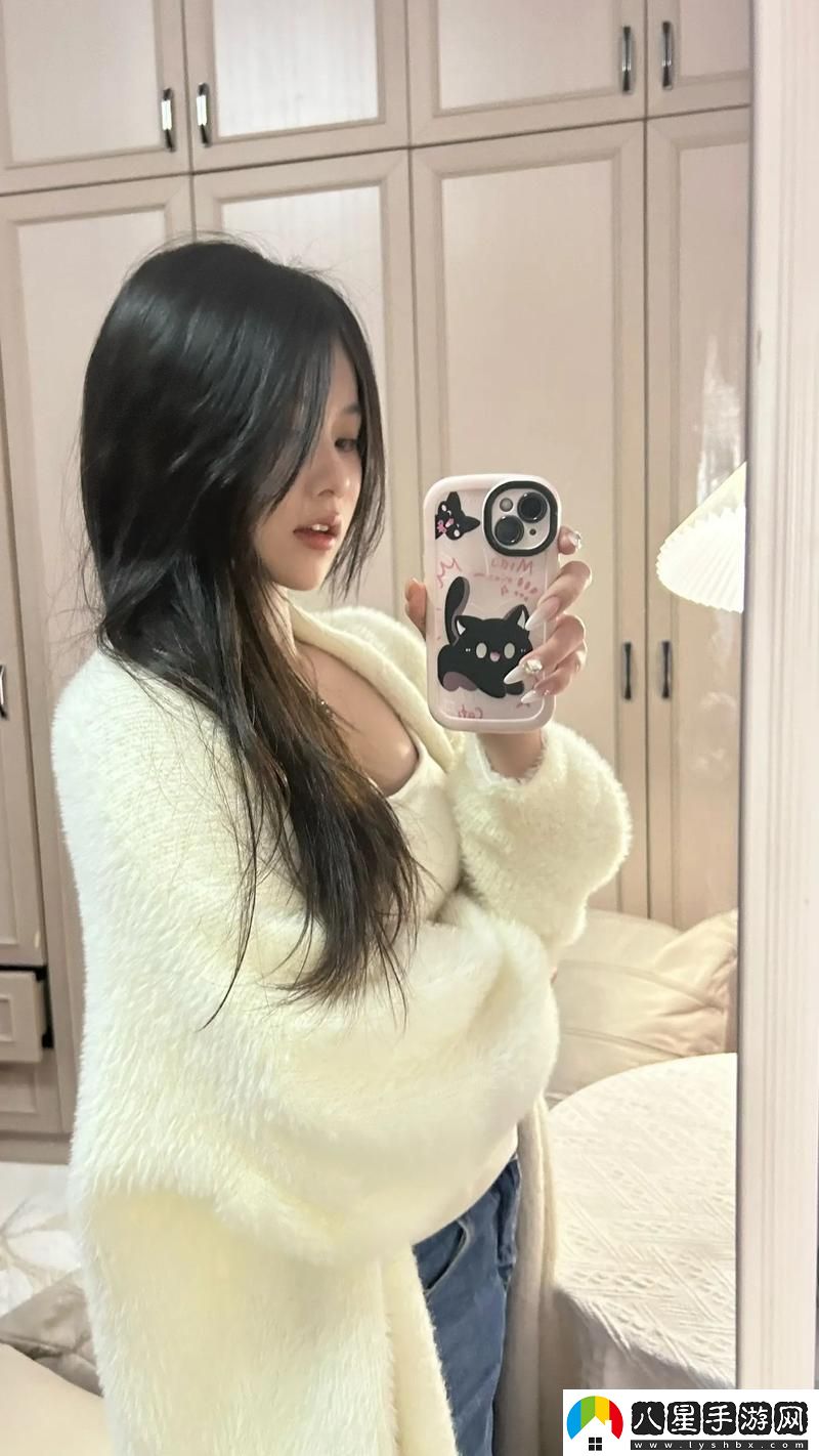 女學生被c扒衣服真人版震驚