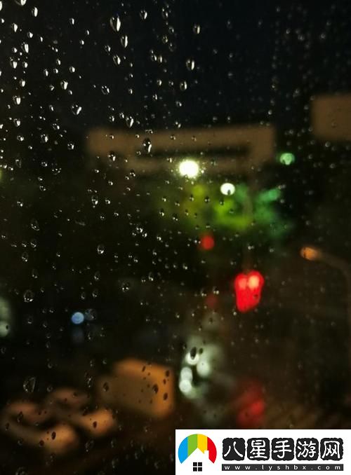 探索“陪讀晚上翻雨覆雨的背景故事”的深層次情感