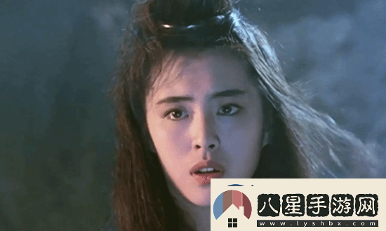 57歲王祖賢曬出罕見自拍照引熱議